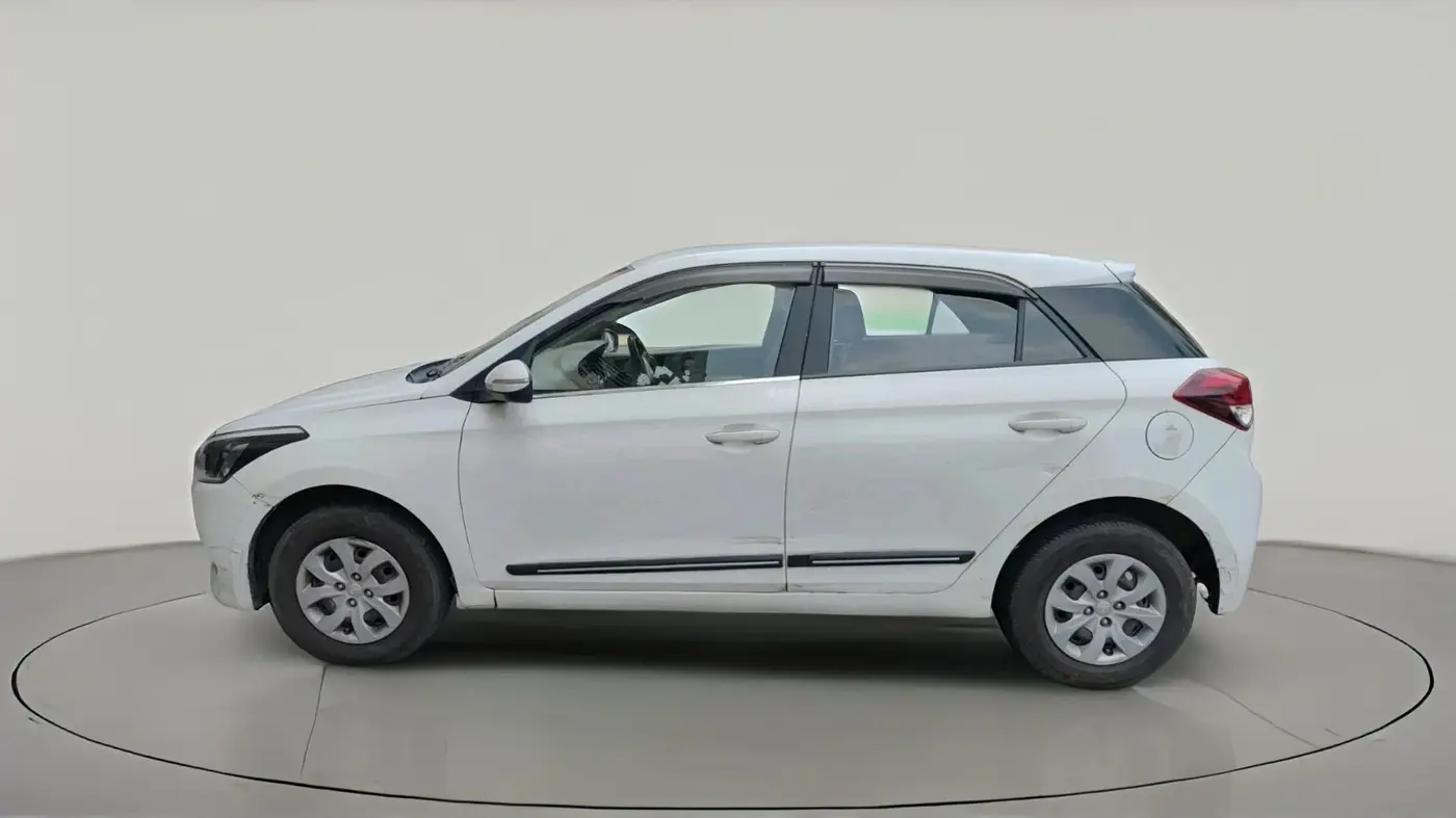 2017 Hyundai Elite i20 SPORTZ 1.2, Petrol, Manual, 2,12,828 km, exterior
