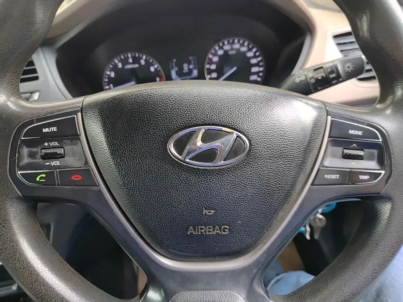 2017 Hyundai Elite i20 SPORTZ 1.2, Petrol, Manual, 2,12,828 km, interior