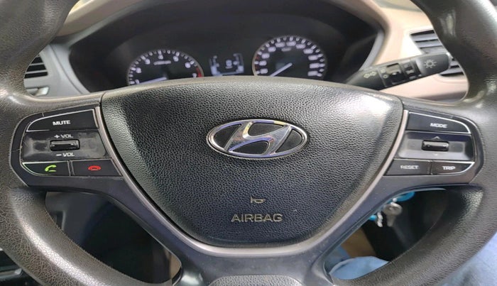 2017 Hyundai Elite i20 SPORTZ 1.2, Petrol, Manual, 2,12,828 km, interior
