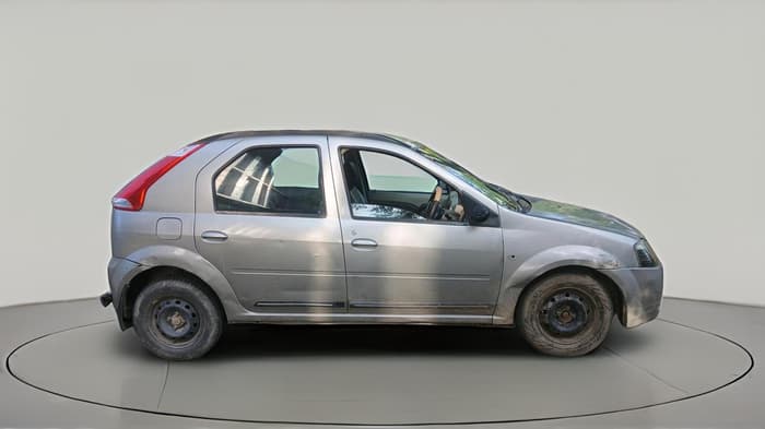2013 Mahindra Verito 1.5 D4, Diesel, Manual, 96,391 km, exterior