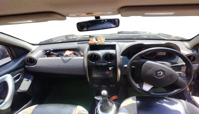 2016 Renault Duster 85 PS RXL 4X2 MT ADVENTURE EDITION, Diesel, Manual, 53,864 km, interior