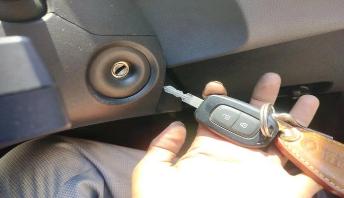 2016 Renault Duster 85 PS RXL 4X2 MT ADVENTURE EDITION, Diesel, Manual, 53,864 km, interior