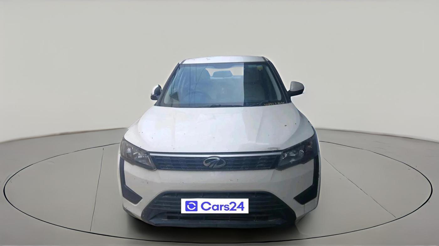 2020 Mahindra XUV300 W4 1.5 DIESEL, Diesel, Manual, 21,898 km, exterior