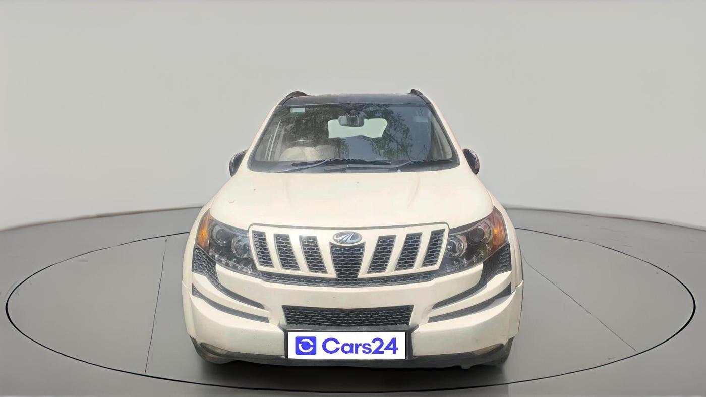 2014 Mahindra XUV500 W8, Diesel, Manual, 1,07,457 km, exterior