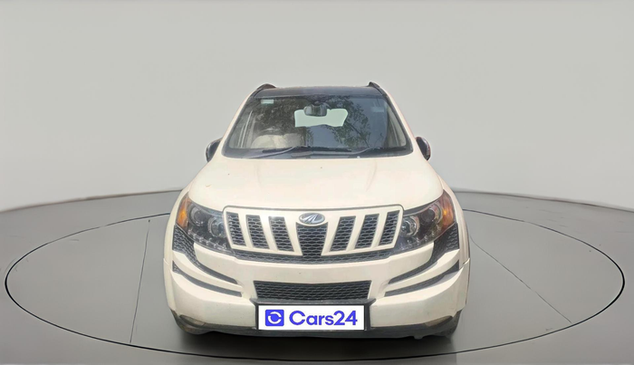 2014 Mahindra XUV500 W8, Diesel, Manual, 1,07,457 km, exterior