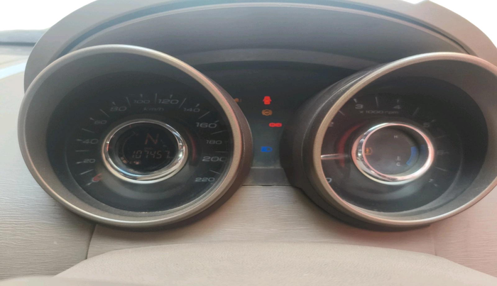 2014 Mahindra XUV500 W8, Diesel, Manual, 1,07,457 km, interior