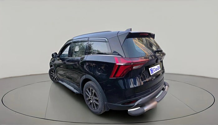 2021 Mahindra XUV700 AX 7 LUXURY P AT 7 STR, Petrol, Automatic, 25,000 km, exterior