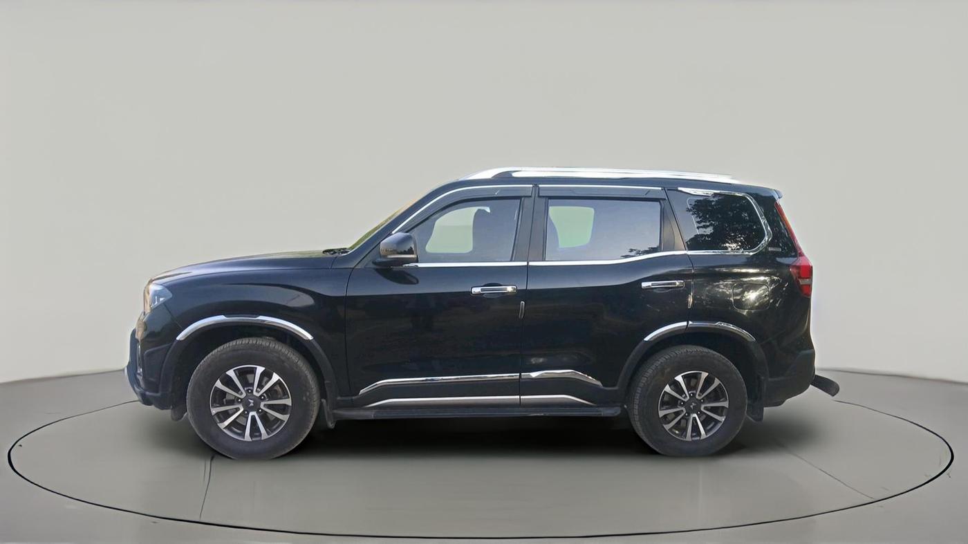 2023 Mahindra SCORPIO-N Z6 DIESEL MT 2WD 7 STR, Diesel, Manual, 31,773 km, exterior