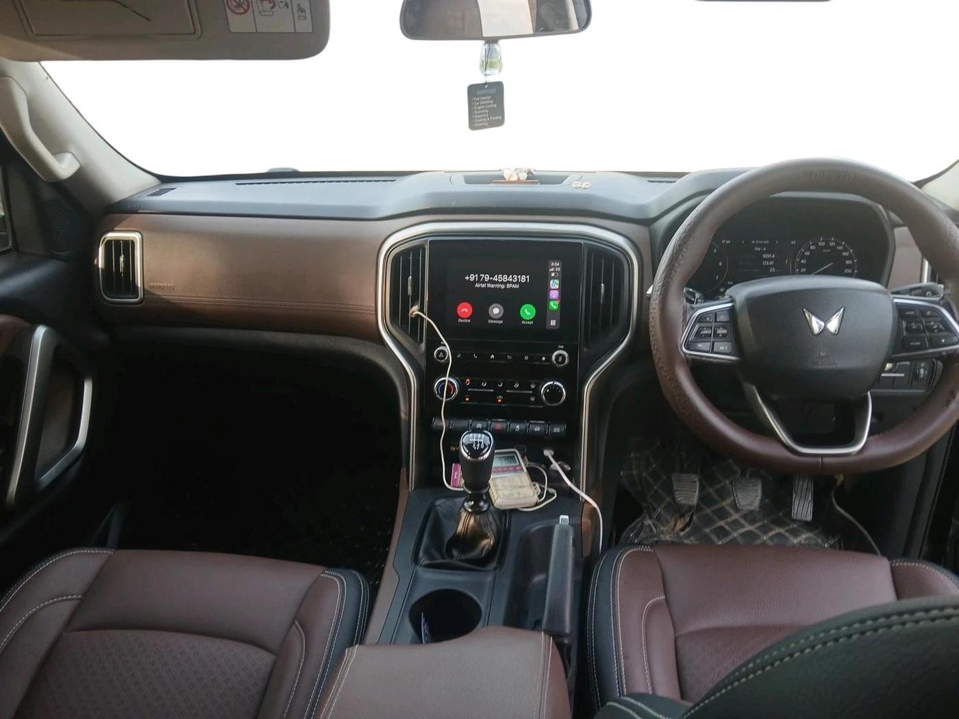 2023 Mahindra SCORPIO-N Z6 DIESEL MT 2WD 7 STR, Diesel, Manual, 31,773 km, interior