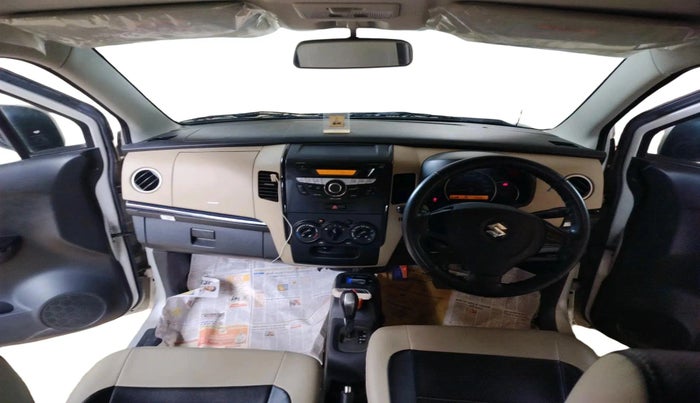 2017 Maruti Wagon R 1.0 VXI AMT, Petrol, Automatic, 5,586 km, interior