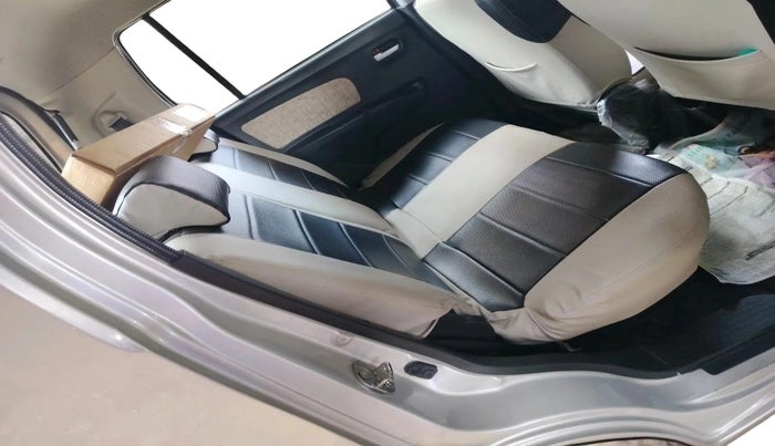 2017 Maruti Wagon R 1.0 VXI AMT, Petrol, Automatic, 5,586 km, interior