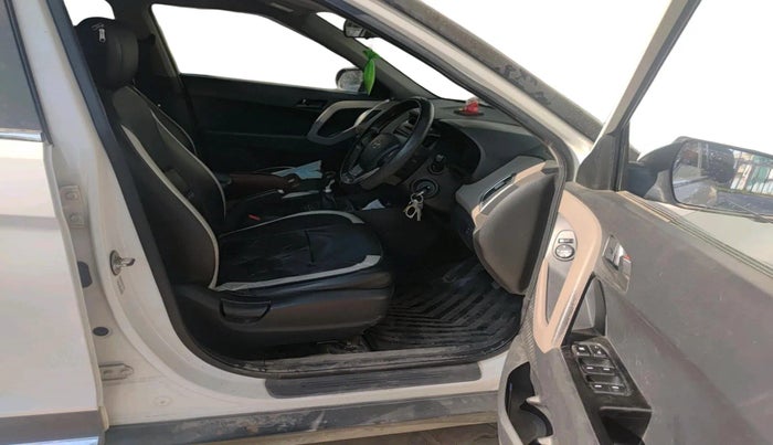 2017 Hyundai Creta E PLUS 1.4 DIESEL, Diesel, Manual, 1,74,918 km, interior