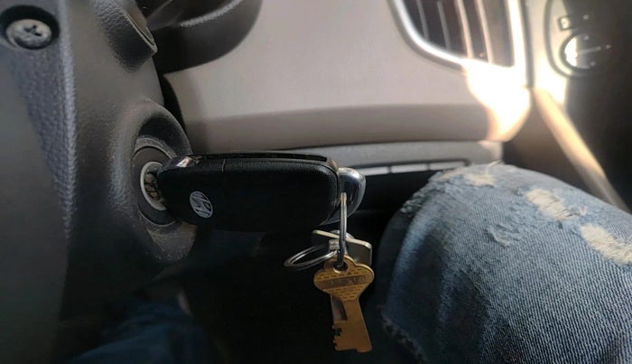 2017 Hyundai Creta E PLUS 1.4 DIESEL, Diesel, Manual, 1,74,918 km, interior