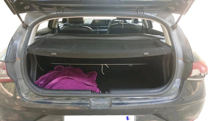 2022 Hyundai NEW I20 SPORTZ 1.2 MT, Petrol, Manual, 46,026 km, exterior