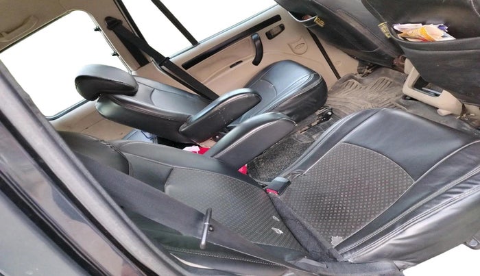 2023 Mahindra SCORPIO CLASSIC S11 7STR, Diesel, Manual, 56,827 km, interior