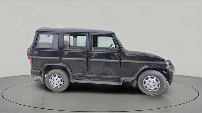 2016 Mahindra Bolero ZLX BS IV, Diesel, Manual, 3,08,074 km, exterior