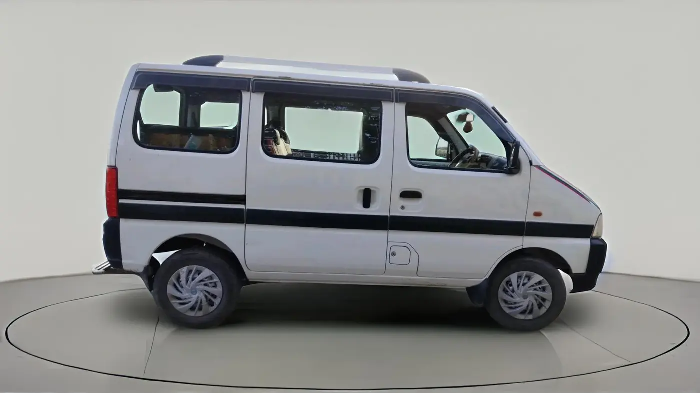 2024 Maruti Eeco 5 Str Ac CNG (O) , CNG, Manual, 31,998 km, exterior