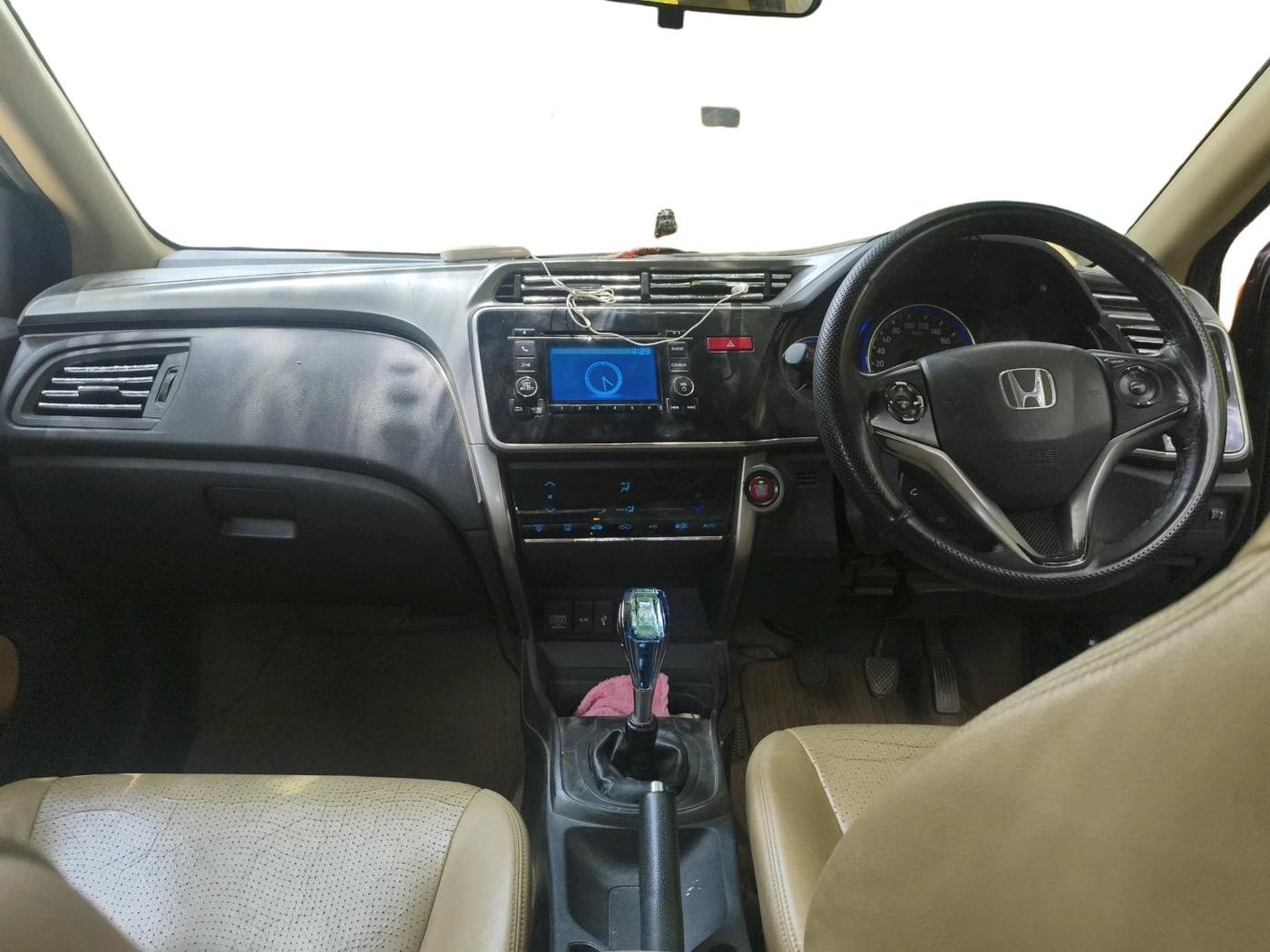 2015 Honda City 1.5L I-DTEC VX, Diesel, Manual, 1,03,381 km, interior