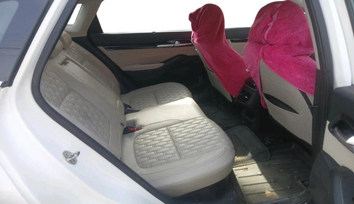 2019 KIA SELTOS HTX 1.5 DIESEL, Diesel, Manual, 1,68,563 km, interior