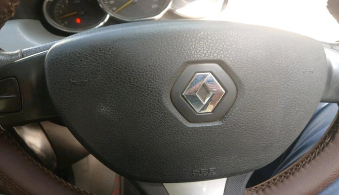 2015 Renault Duster 110 PS RXL DIESEL, Diesel, Manual, 85,850 km, interior