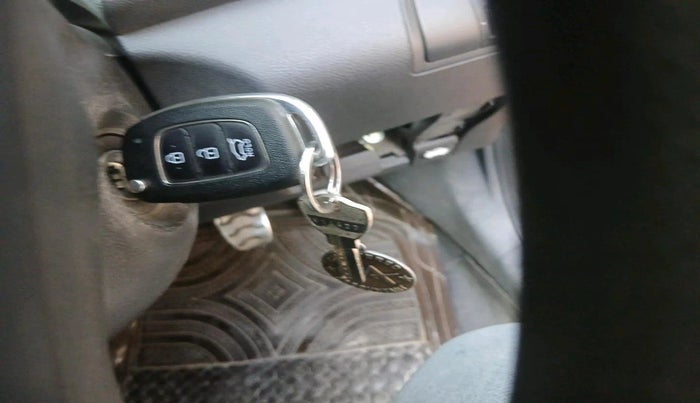 2016 Hyundai i20 Active 1.2 S, Petrol, Manual, 41,278 km, interior