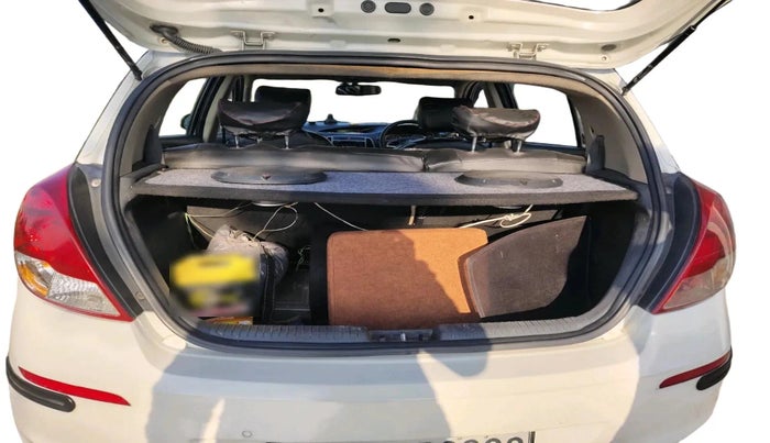 2013 Hyundai i20 SPORTZ 1.4 CRDI, Diesel, Manual, 1,25,415 km, exterior