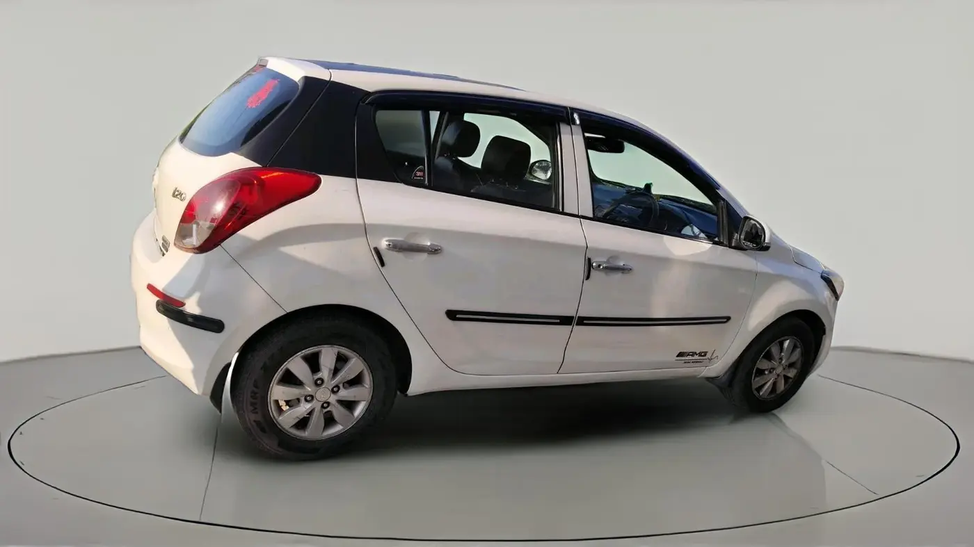 2013 Hyundai i20 SPORTZ 1.4 CRDI, Diesel, Manual, 1,26,000 km, exterior