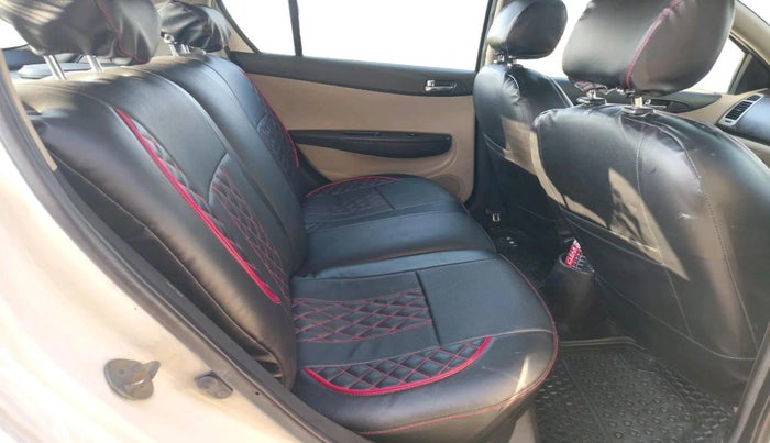 2013 Hyundai i20 SPORTZ 1.4 CRDI, Diesel, Manual, 1,25,415 km, interior