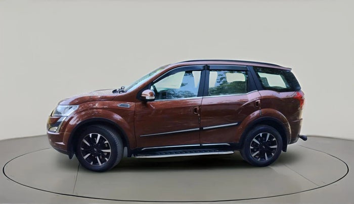 2018 Mahindra XUV500 W11 AT, Diesel, Automatic, 58,391 km, exterior