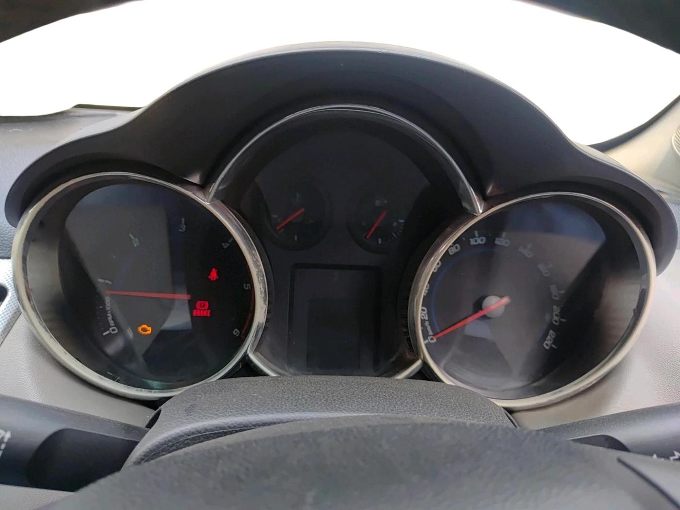 2011 Chevrolet Cruze LTZ, Diesel, Manual, 55,000 km, interior