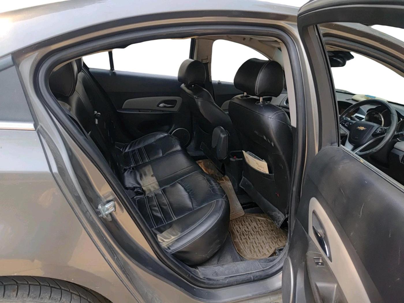 2011 Chevrolet Cruze LTZ, Diesel, Manual, 55,000 km, interior