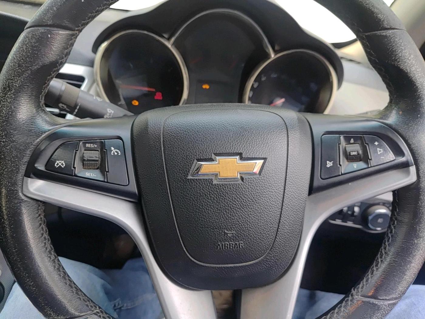 2011 Chevrolet Cruze LTZ, Diesel, Manual, 55,000 km, interior