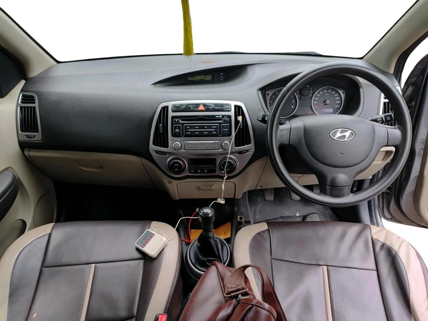 2012 Hyundai i20 MAGNA (O) 1.2, Petrol, Manual, 57,474 km, interior