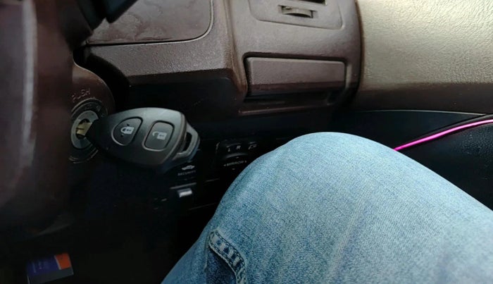 2012 Toyota Fortuner 3.0 4X2 MT, Diesel, Manual, 1,50,610 km, interior