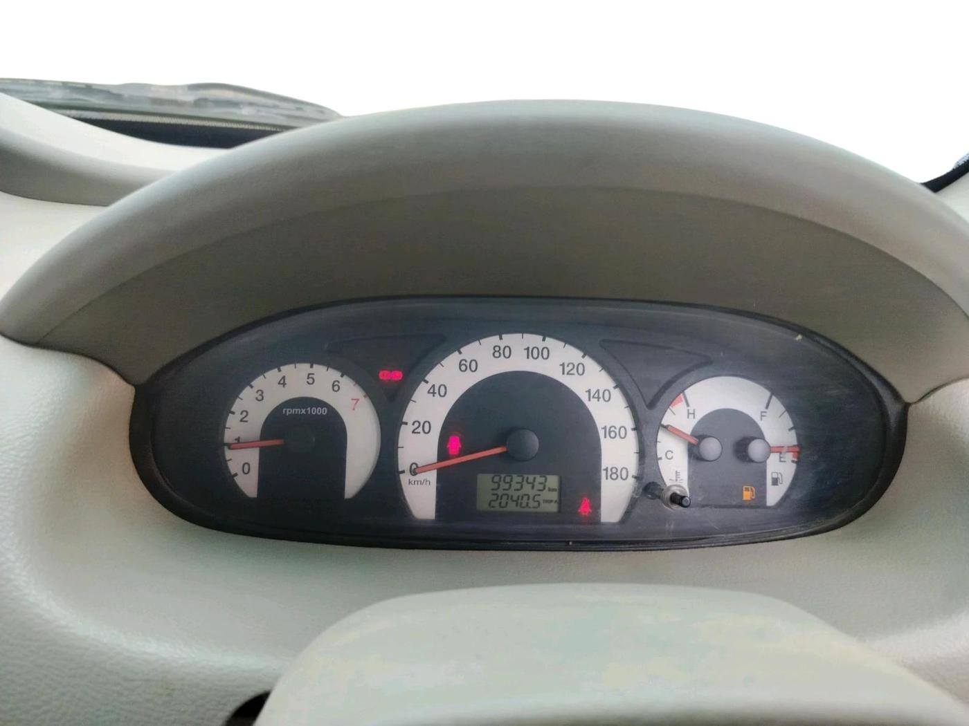2013 Mahindra Quanto C8, Diesel, Manual, 99,343 km, interior