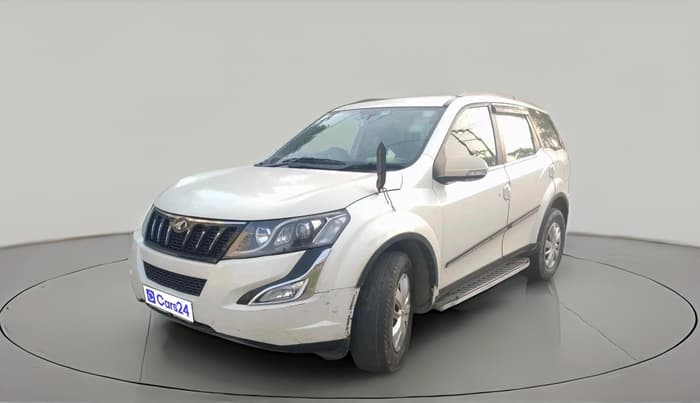 2018 Mahindra XUV500 W6 AT 1.99, Diesel, Automatic, 1,10,899 km, exterior