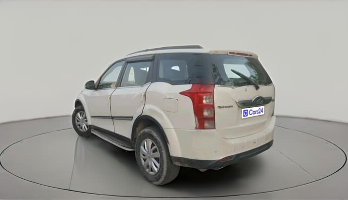 2018 Mahindra XUV500 W6 AT 1.99, Diesel, Automatic, 1,10,899 km, exterior