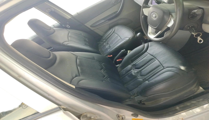 2017 Tata Tiago XT PETROL, Petrol, Manual, 71,489 km, interior