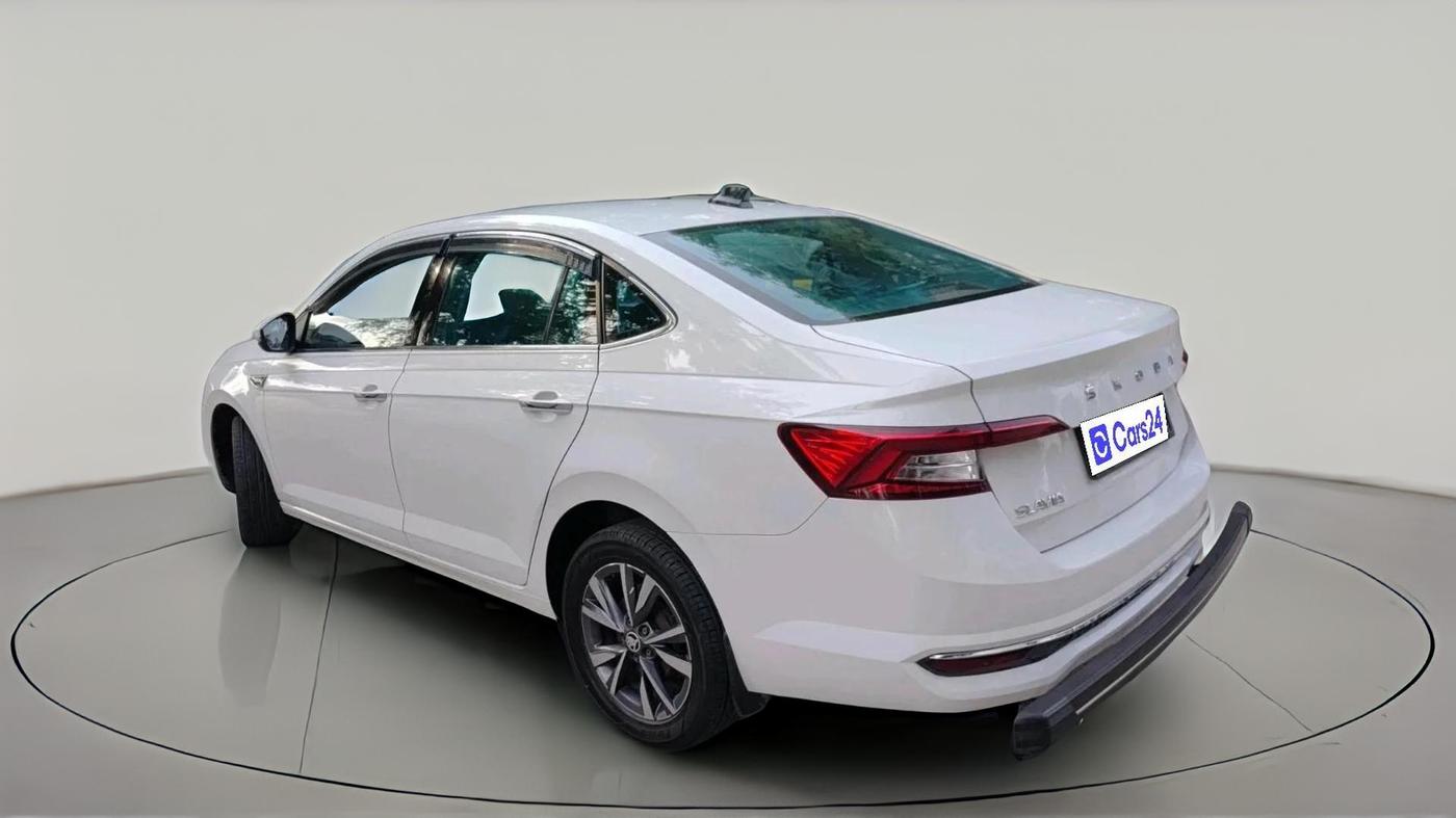 2022 Skoda SLAVIA STYLE 1.5L TSI MT, Petrol, Manual, 65,939 km, exterior