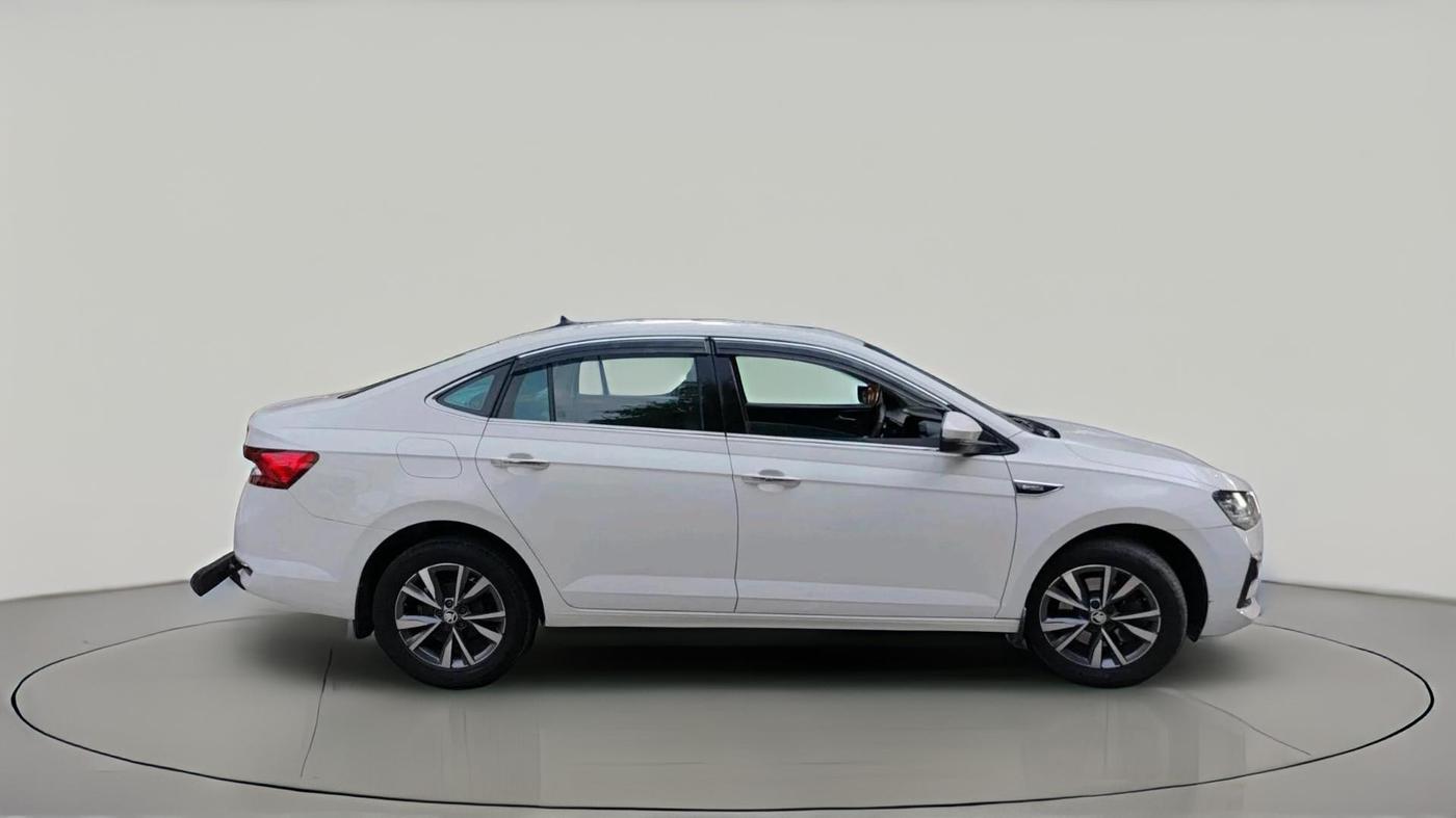 2022 Skoda SLAVIA STYLE 1.5L TSI MT, Petrol, Manual, 65,939 km, exterior
