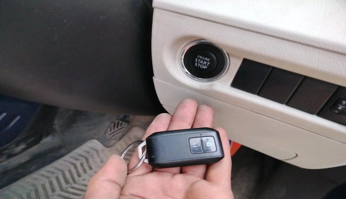 2022 Maruti IGNIS ZETA 1.2, Petrol, Manual, 27,590 km, interior