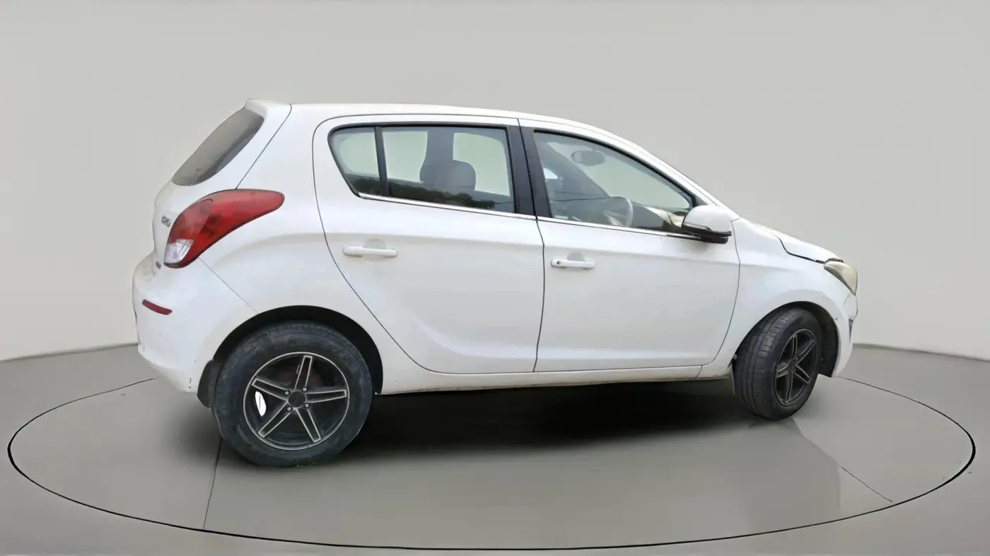 2013 Hyundai i20 MAGNA (O) 1.4 CRDI, Diesel, Manual, 1,21,609 km, exterior