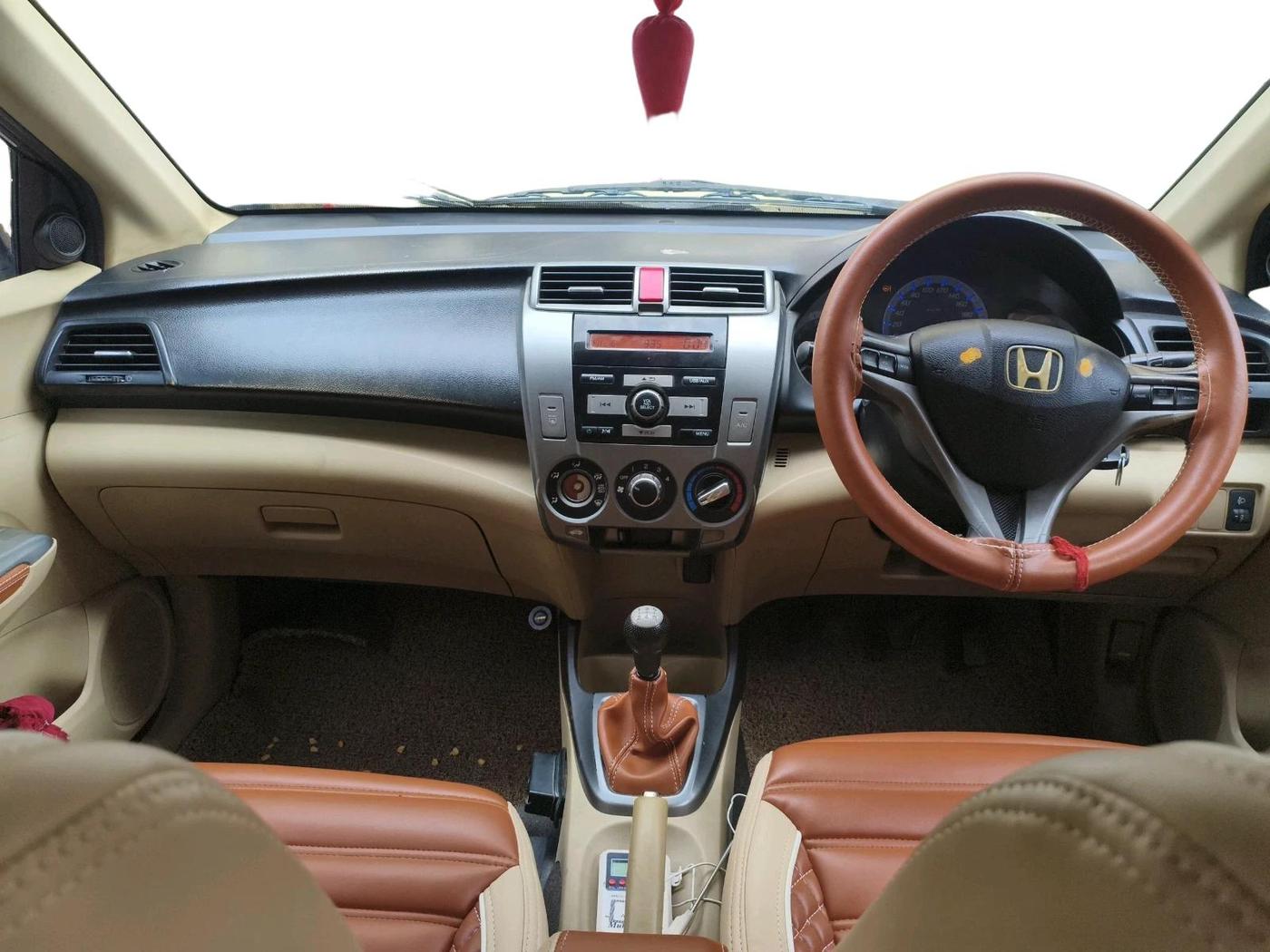 2013 Honda City 1.5L I-VTEC V MT, Petrol, Manual, 67,340 km, interior