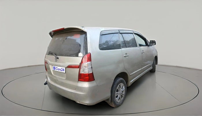 2014 Toyota Innova 2.5 GX 8 STR, Diesel, Manual, 68,494 km, exterior