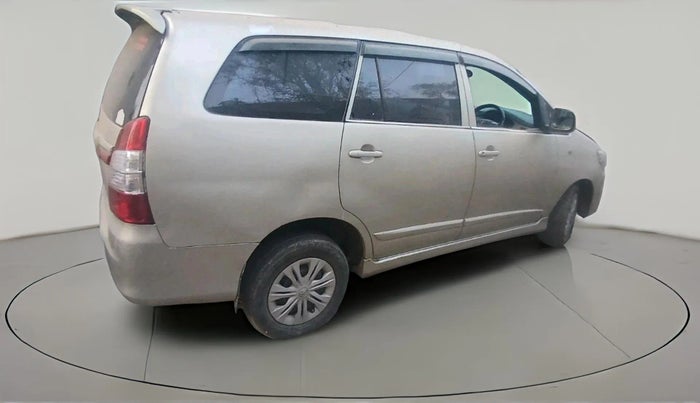 2014 Toyota Innova 2.5 GX 8 STR, Diesel, Manual, 68,494 km, exterior