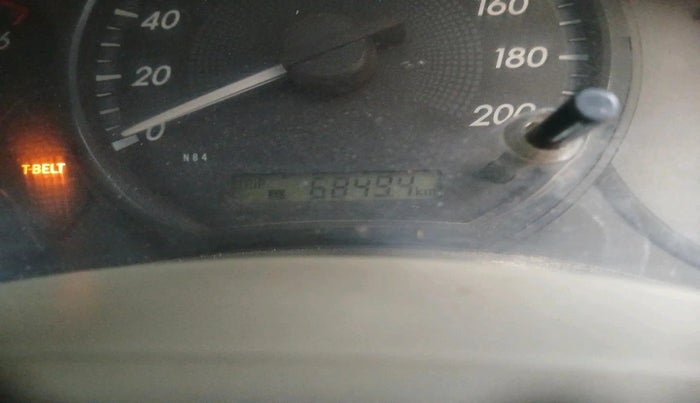 2014 Toyota Innova 2.5 GX 8 STR, Diesel, Manual, 68,494 km, interior