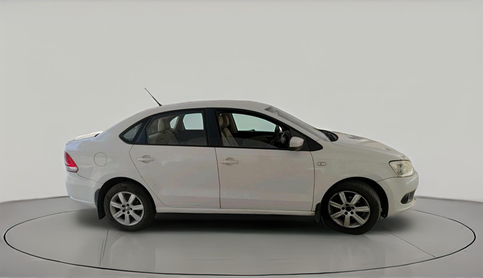 2011 Volkswagen Vento HIGHLINE 1.6 MPI, Petrol, Manual, 1,24,355 km, exterior