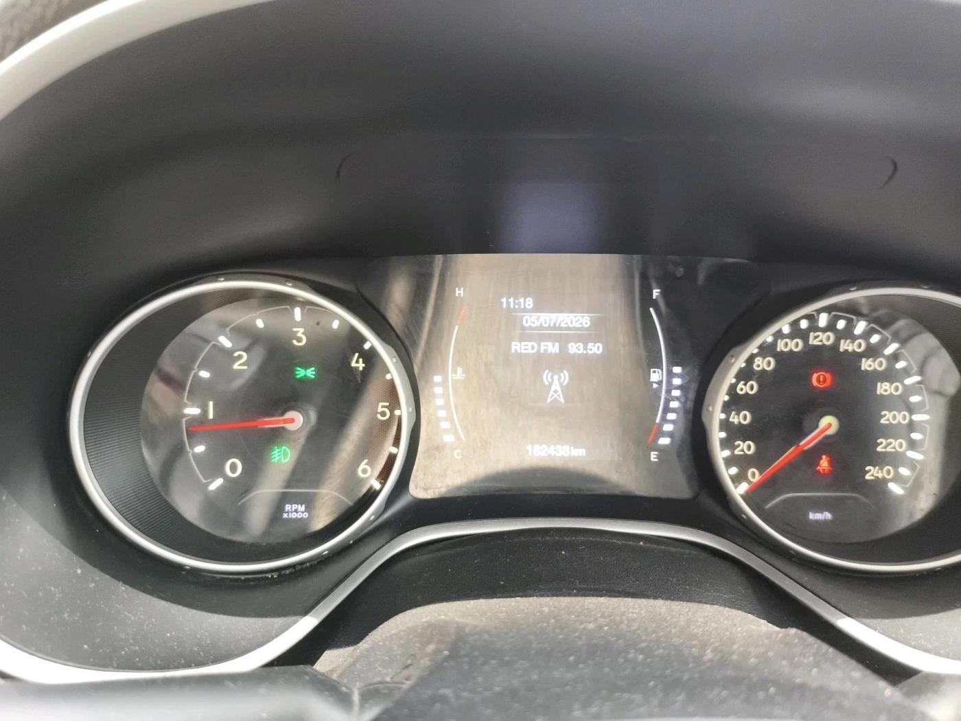 2017 Jeep Compass LIMITED 2.0 DIESEL, Diesel, Manual, 1,82,438 km, interior