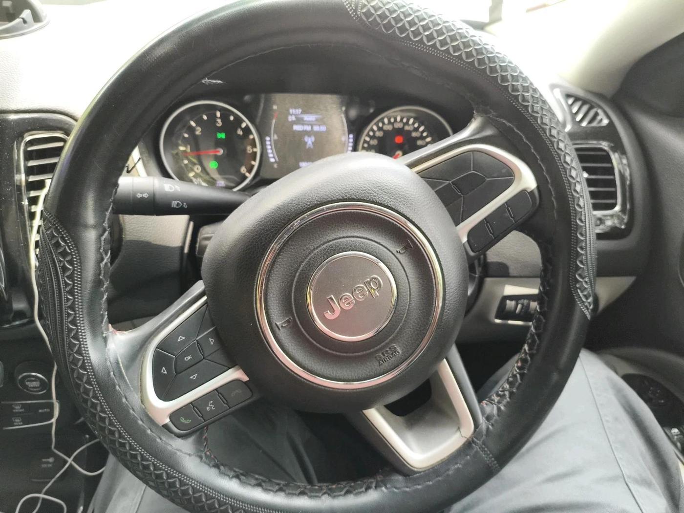 2017 Jeep Compass LIMITED 2.0 DIESEL, Diesel, Manual, 1,82,438 km, interior