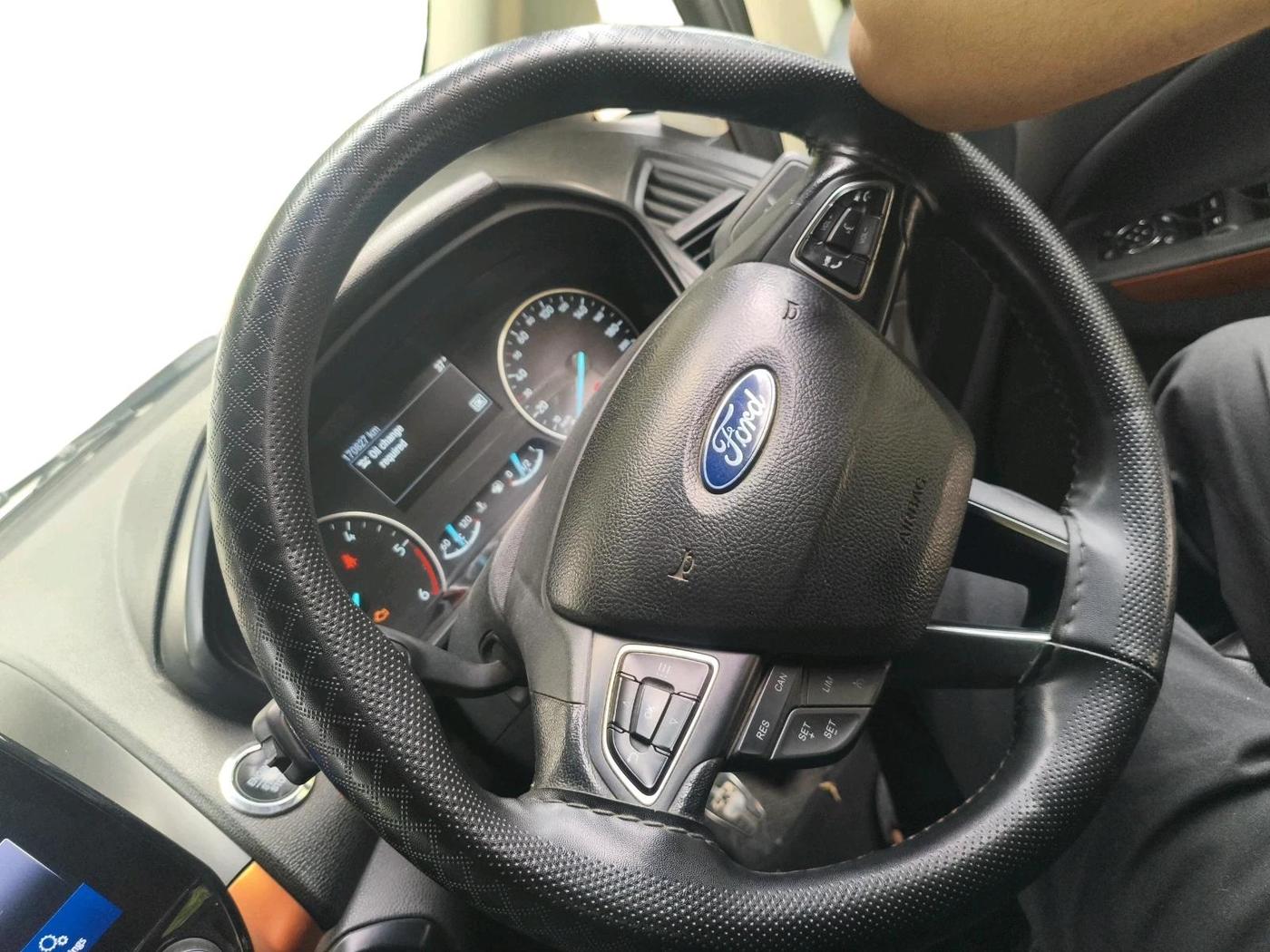 2021 Ford Ecosport TITANIUM 1.5L SPORTS(SUNROOF) DIESEL, Diesel, Manual, 1,70,827 km, interior
